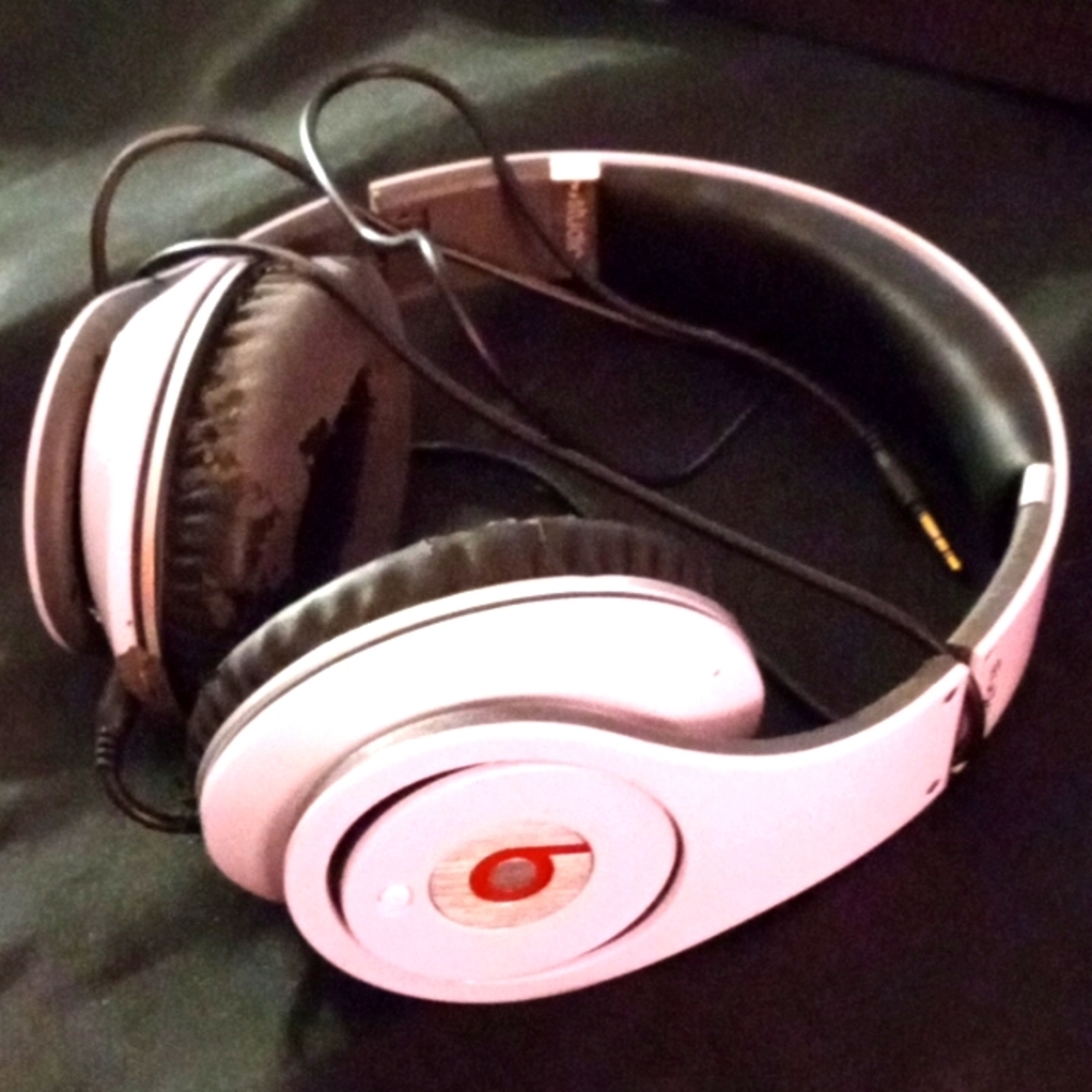 Beats Studio Headphones RWB
